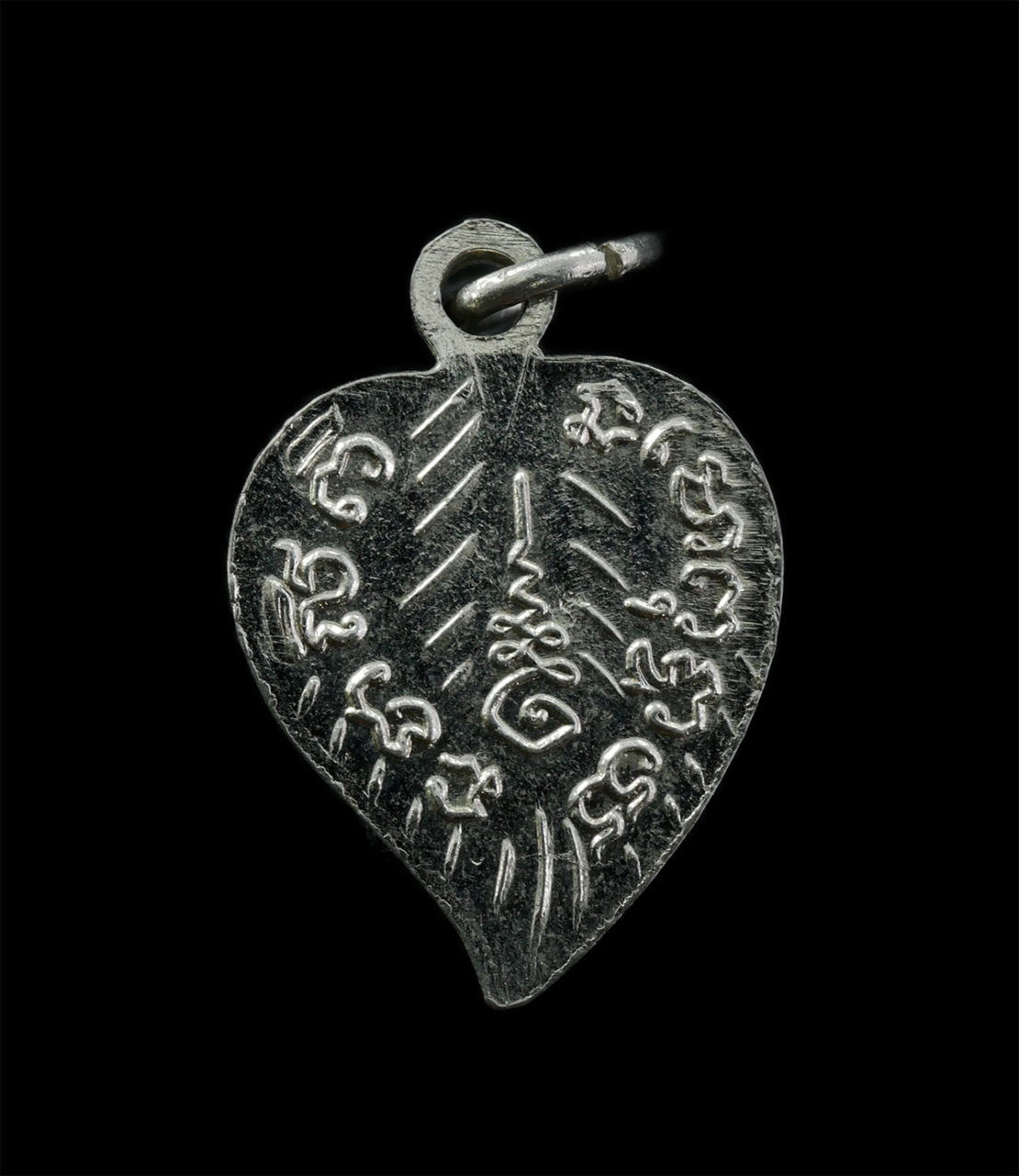 6May25 (97)p.jpg - เหรียญหลวงพ่อโสธร พิมพ์ใบโพธิ์ หลวงพ่อดิ่ง วัดบางวัว จังหวัดฉะเชิงเทรา ปลุกเสก เหรียญกะไหล่เงินชุบนิกเกิล พระเก่าสวย  | https://kamulet.in.th